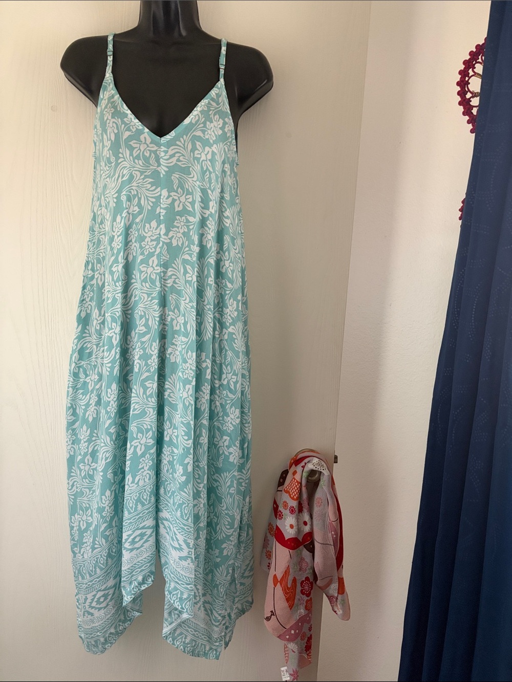 Bali Queen Midi Dress